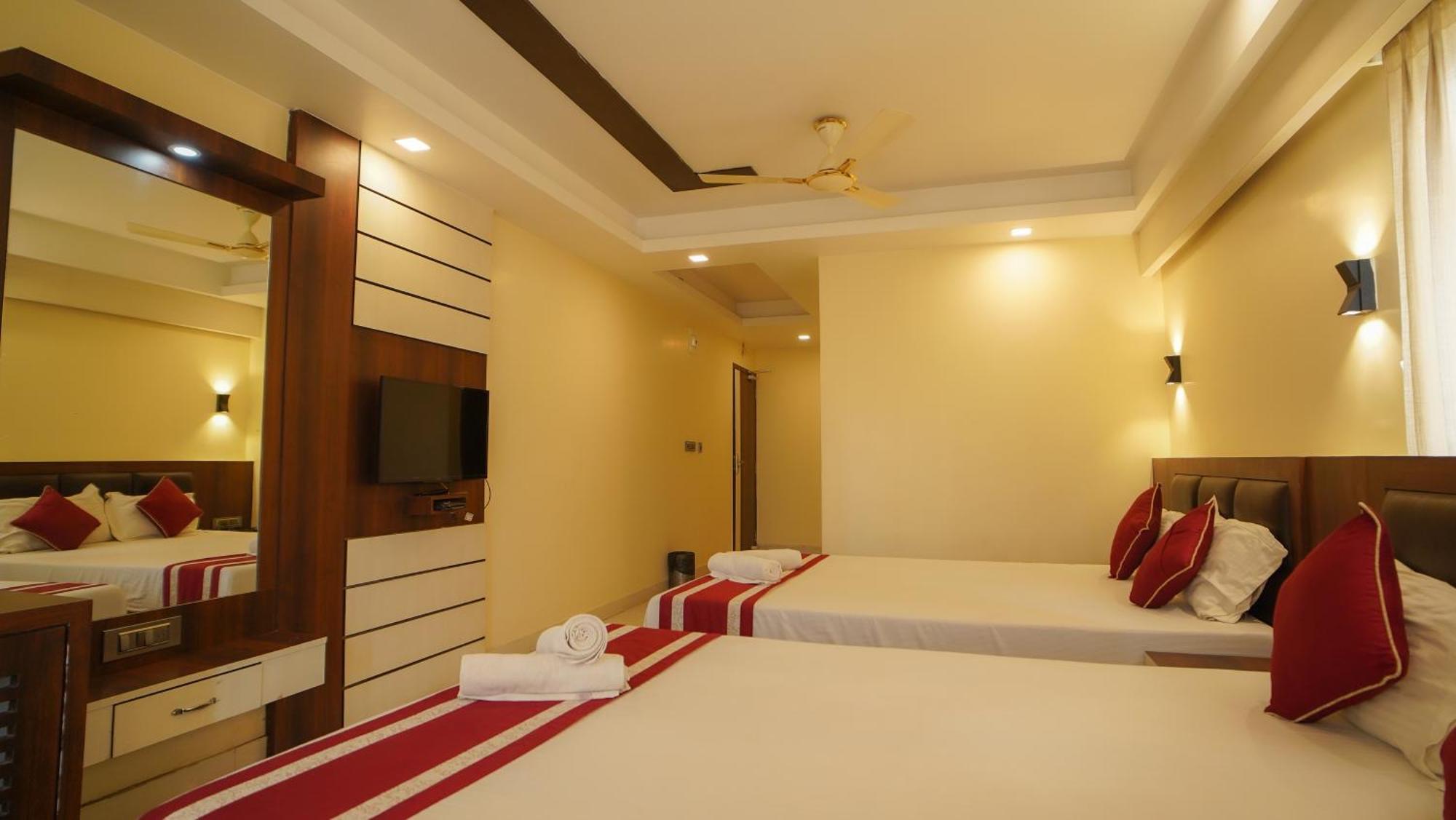Hotel Mayuri !! Couple Friendly Family Hotel !! Digha  Exterior foto
