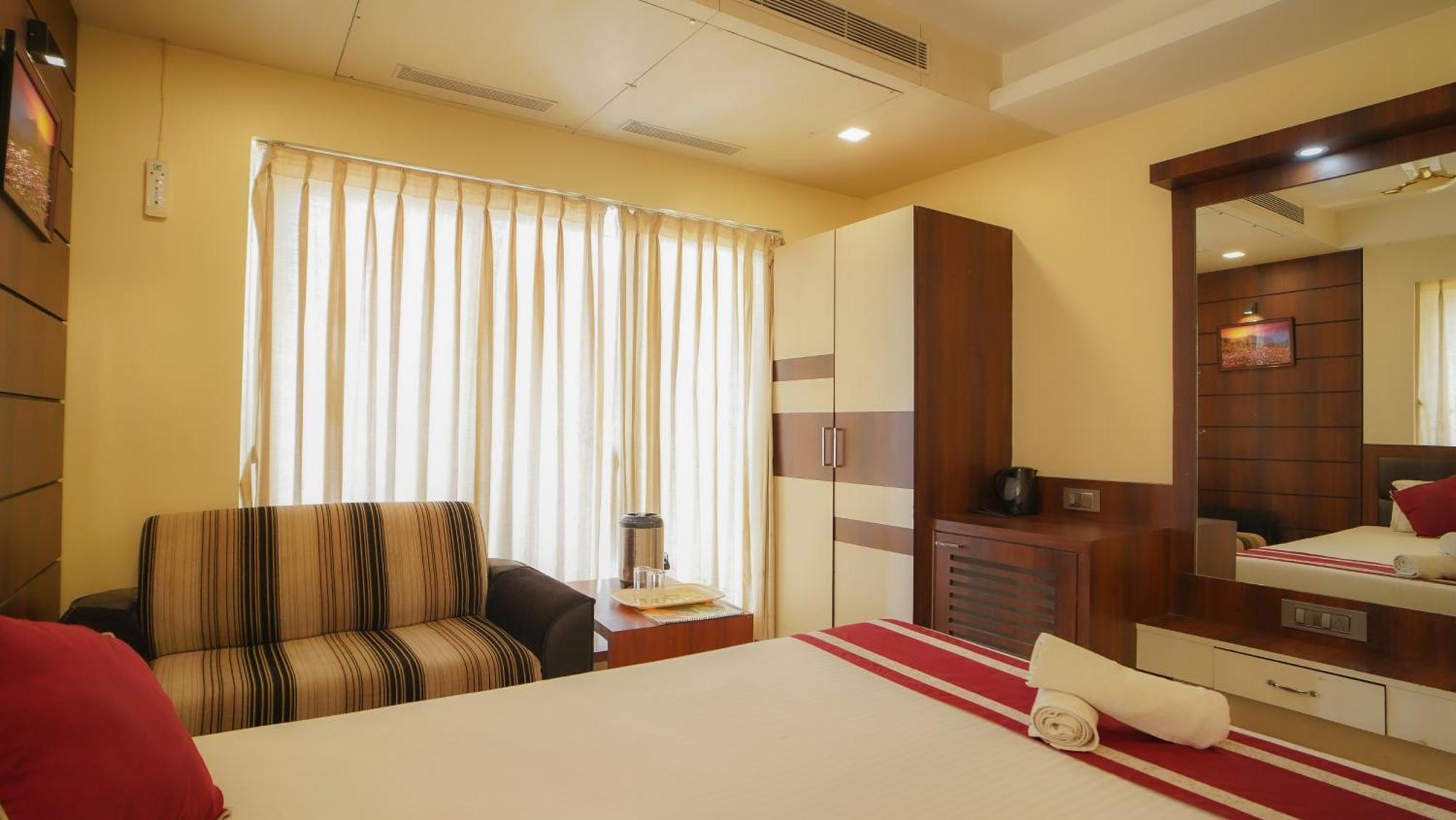 Hotel Mayuri !! Couple Friendly Family Hotel !! Digha  Exterior foto