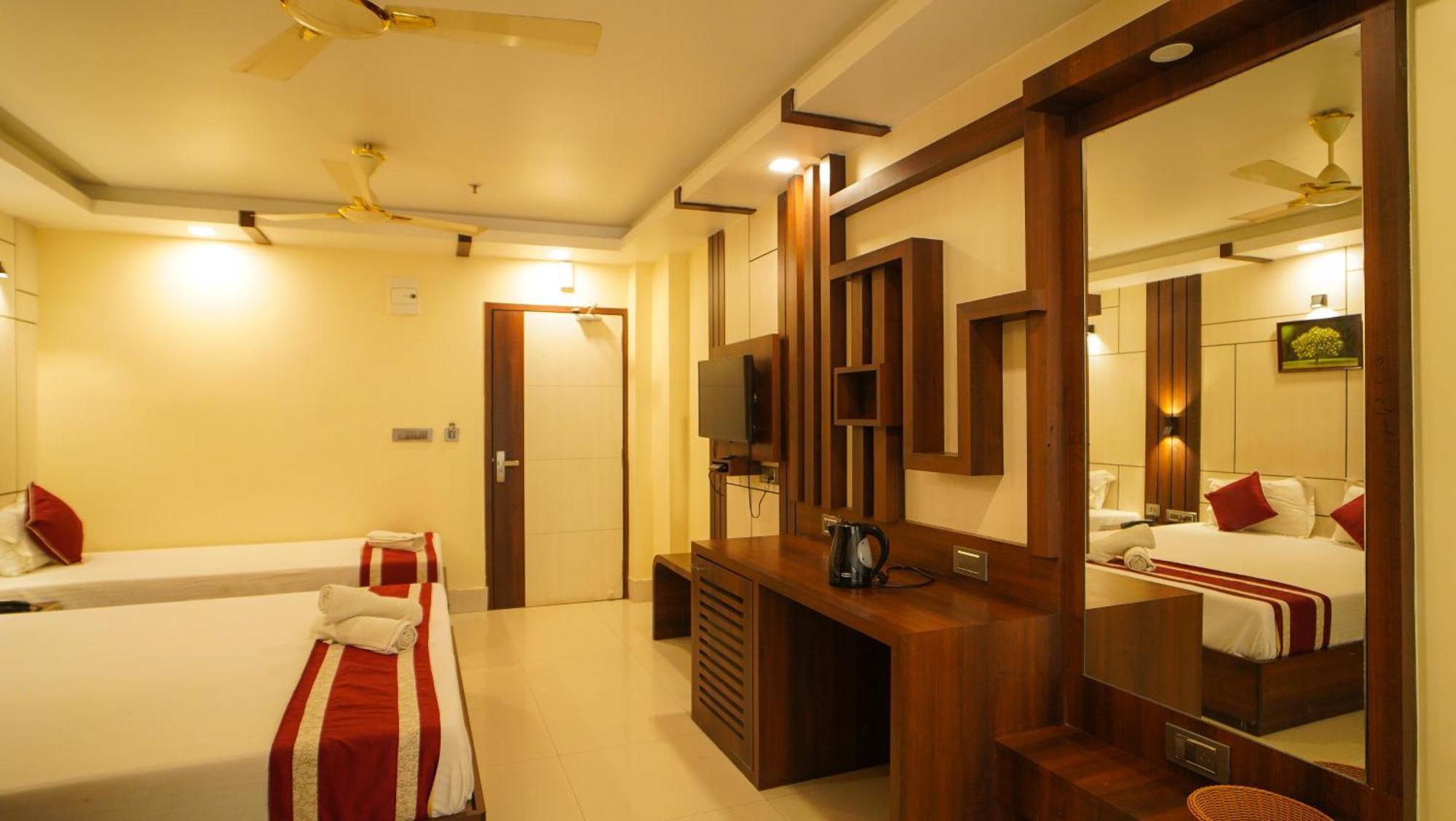 Hotel Mayuri !! Couple Friendly Family Hotel !! Digha  Exterior foto
