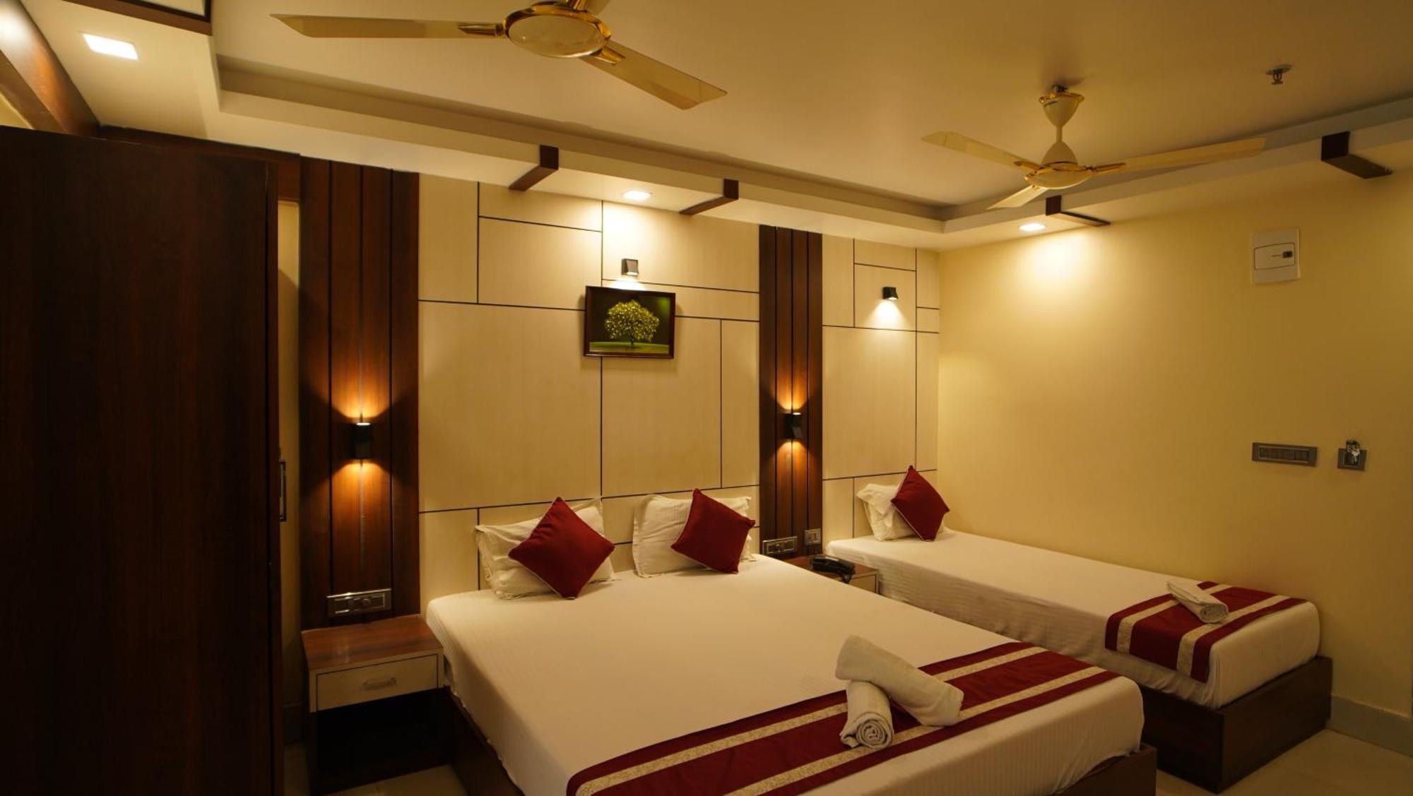 Hotel Mayuri !! Couple Friendly Family Hotel !! Digha  Exterior foto